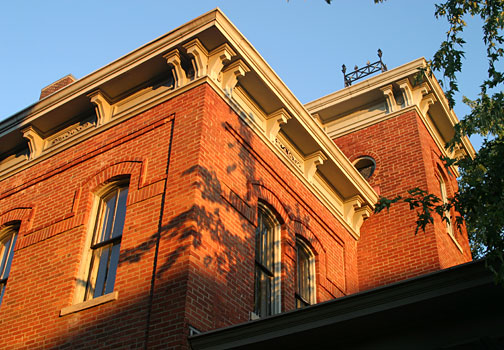 crown-point-jail-house